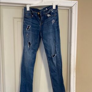 Aeropostale Size 4 (Kylie Boyfriend jeans) Distressed Blue Jeans